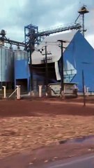 Silo da C. Vale cai em Francisco Alves após chuvas e ventos fortes