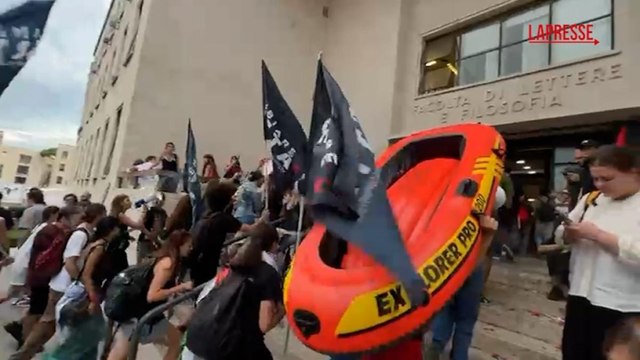 Sciopero Gaza, studenti occupano la facoltà di Lettere alla Sapienza
