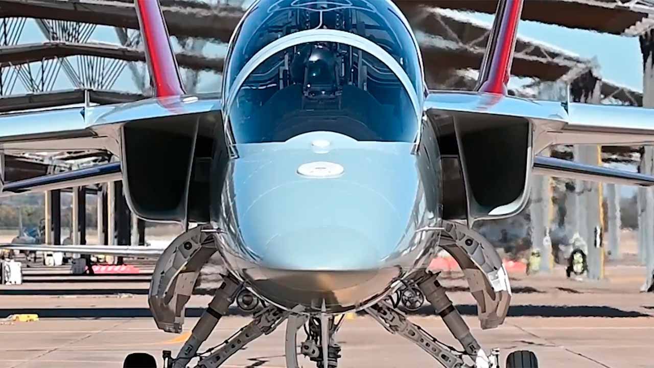 Red Hawk: Boeing ujawnia ostatnie etapy przed dostawą do USAF
