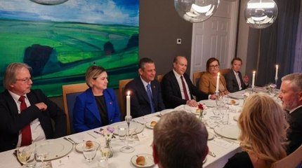 CHP lideri Özel, büyükelçilerle bir araya geldi