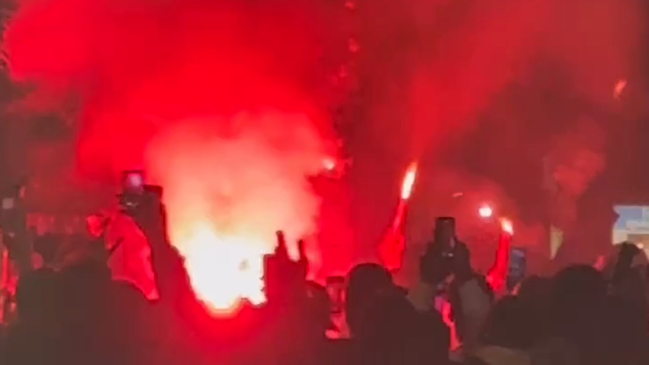 Los ultras del PSG calientan la gala del Balón de Oro