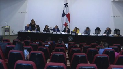 Comisión de Credenciales archiva seis denuncias contra el presidente Mulino