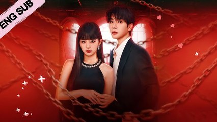 In her past life, she loved Howard deeply, but in this life she'll stay far away from him-