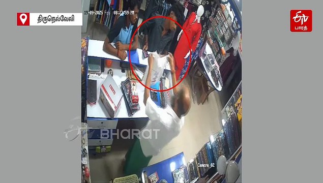 QR code மூலம் ஸ்கேன் செய்து இளைஞர்கள் மோசடி - வெளியான அதிர்ச்சி சிசிடிவி காட்சி!