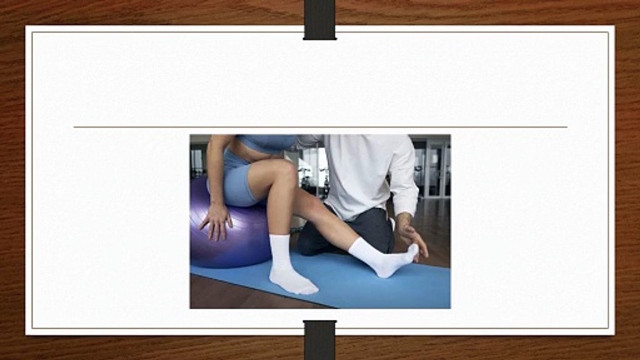 How Do Compression Socks and Sports Medicine Work Together for Faster Healing?