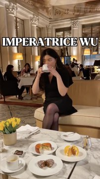 JE TESTE LES PÂTISSERIES DE CÉDRIC GROLET 🤔👀