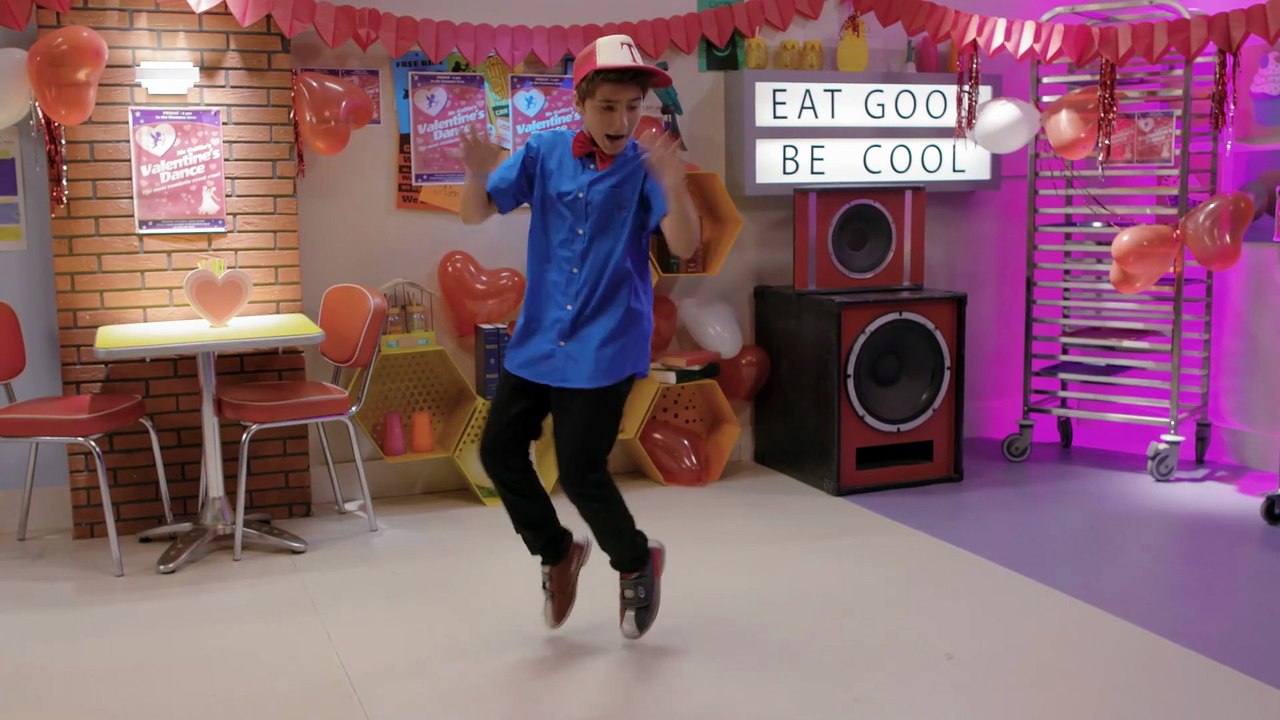 New School (Season 2) -   S02E008