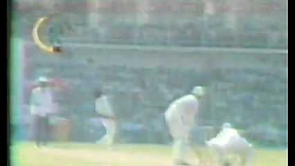 Don Anurasiri pick the wicket of Ramiz Raja, 17th Match at Faisalabad, Oct 25 1987