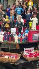 "Omaggio a Giorgio Armani: L'artigiano napoletano Genny Di Virgilio lo immortala in terracotta"