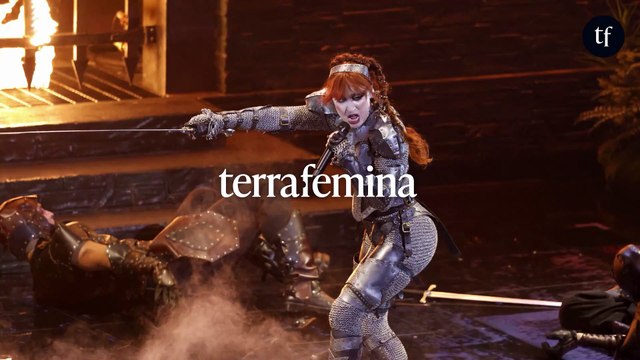 J'aimerais qu'elle soit moins sexualisée : Cette pop star américaine donne un concert en body string, sa tenue fait débat sur les réseaux sociaux