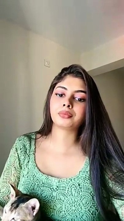 Bangladeshi hot girls Mahiya Mahi private live tango pat-1