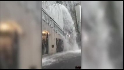 Maltempo, a Capri una cascata d'acqua: in un'ora 100 mm di pioggia