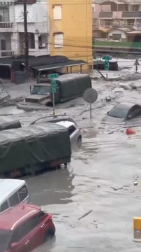 Massive Flooding in Guangfu, Hualien: Mataian Creek Landslide Lake Overflows, Bridge Swept Away (Sept 23, 2025)