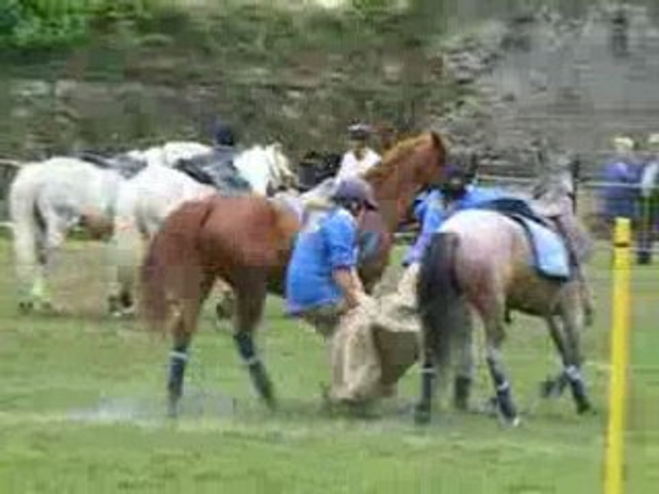 3 jambes, peillard espoir, bruille