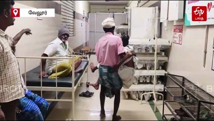 தாயை மகனே தூக்கி சென்ற வீடியோ வைரல்: ''வீல் சேர் பற்றாக்குறையா?" - அரக்கோணம் அரசு மருத்துவமனை விளக்கம்!