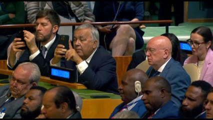 Trump all'Onu: "Europa smetta subito di comprare petrolio russo"