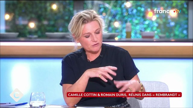 VOICI - C'était précieux : Romain Duris explique qu'il a souhaité devenir prêtre à l'âge de 13 ans