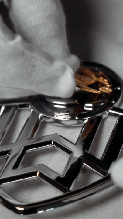 S680 V12 Edition – goldene Details & 612 PS #Luxusauto #Shorts #S680