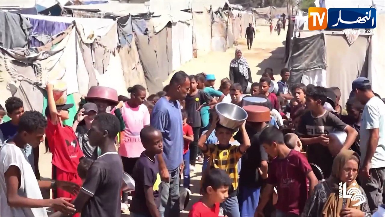 فلسطين : غزة تحت القصف..الدمار والجوع يطارد النازحين