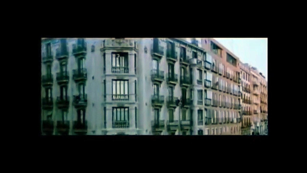 Mes chers voisins (2000) - Bande annonce