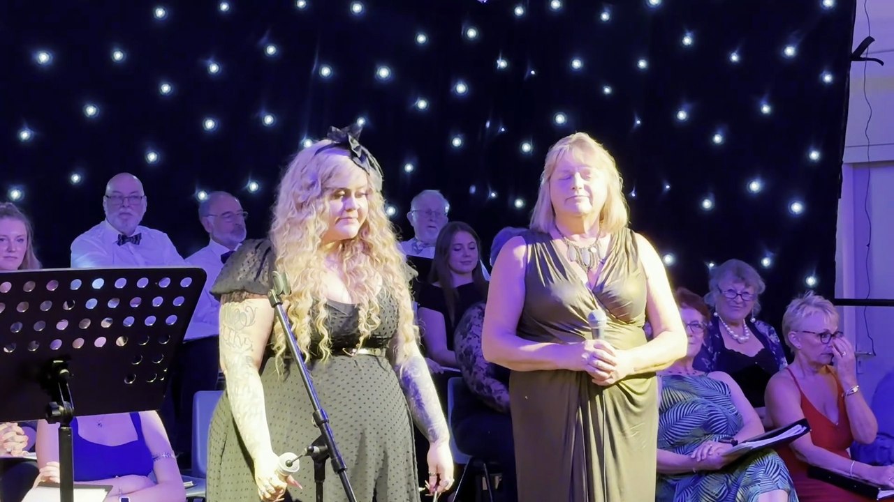 CODS members Buffy May and Gillian Mackenzie sang I Know Him So Well from Chess, video Alan Quick IMG_3524