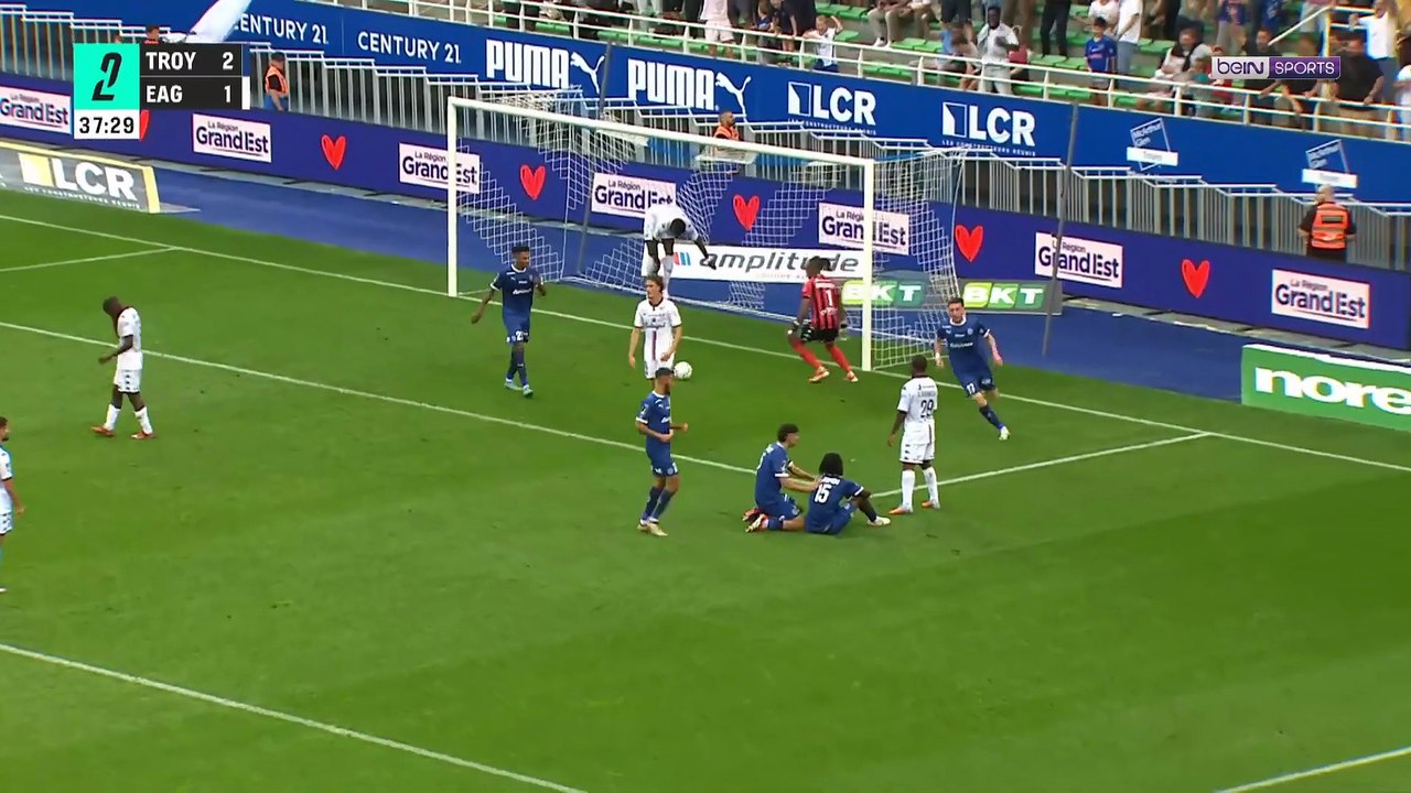 ESTAC TROYES 5-2 EA GUINGAMP : le résumé du match Ligue 2 BKT 2025-26 - J6