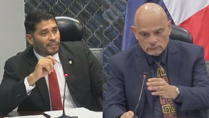 Diferencias entre Ernesto Cedeño y Jhonathan Vega en la Comisión de Comercio