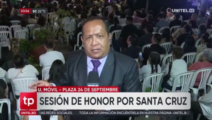 Santa Cruz condecora al vocal electoral Gustavo Ávila