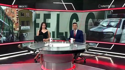 Policía es brutalmente golpeado por tres personas que se negaron a un control de Tránsito en La Paz 