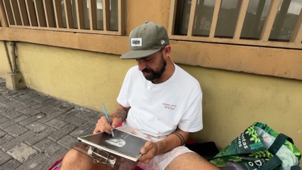 mqn-El hombre que convirtió la calle en su taller y el arte en su salvación-240925