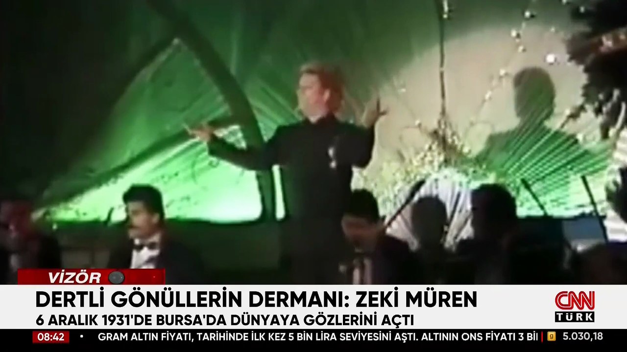 Dertli gönüllerin dermanı: Zeki Müren
