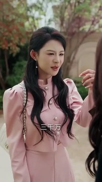 After a tragic death in her past life, she was reborn after being ripped out of her heart by a scumbag girlfriend. She decided to marry a man who was about to die, hoping to become a wealthy widow. After the marriage, she even secretly poisoned him, hopin