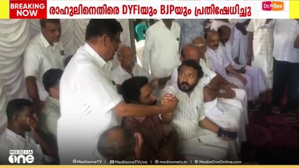 പാലക്കാട്ട് സജീവമായി ഉണ്ടാകുമെന്ന് രാഹുൽ മാങ്കൂട്ടത്തിൽ; സ്വീകരണം നൽകി കോൺഗ്രസ് നേതാക്കൾ