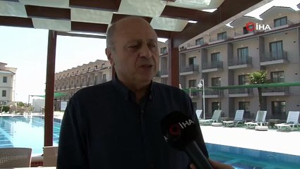 Her yıl milyonlarca turistin ziyaret ettiği Pamukkale ''Karakale''ye dönüşüyor!