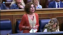 Así reaccionó Feijóo al leer en su móvil la noticia de Begoña Gómez