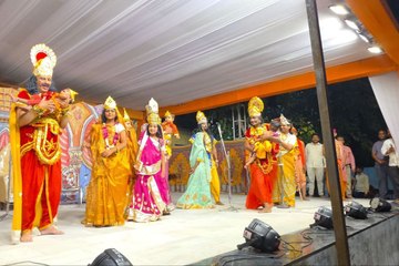 राम के जन्म पर गूंजे जैकारे, ताड़का वध पर बजी तालियां