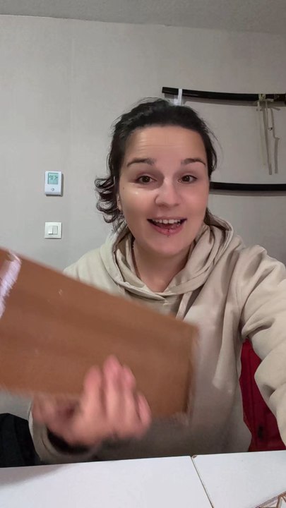 j'ouvre le colis d'un abonné