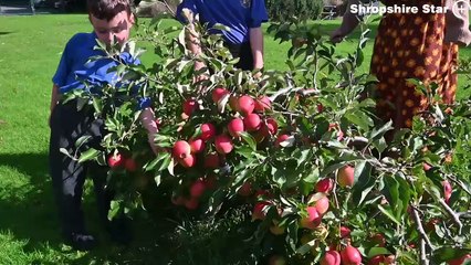 Love Your School vists St John The Baptist School is Ruyon-XI-Towns near Shrewsbury.