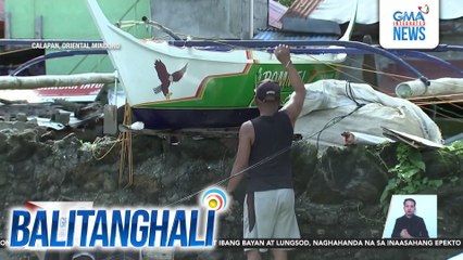 Ilang mangingisda, itinaas na ang kanilang mga bangka bago pa man sumungit ang panahon dahil sa bagyo | Balitanghali