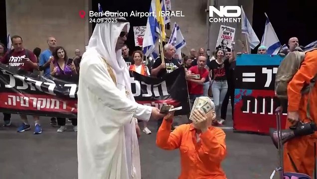 Manifestantes concentram-se no Aeroporto Ben Gurion contra Netanyahu antes da sua visita aos EUA