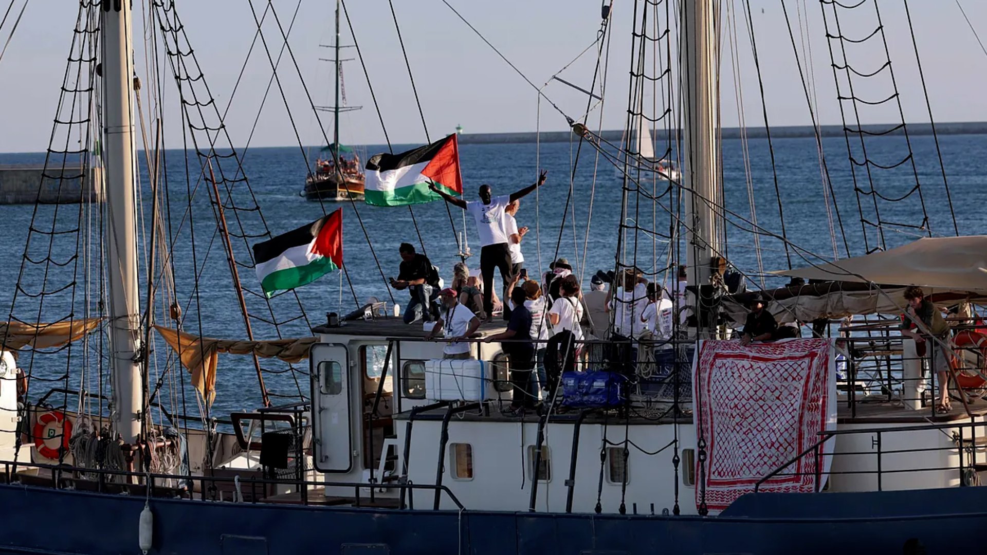 Italia y España envían buques de rescate tras el ataque a flotilla de activistas rumbo a Gaza