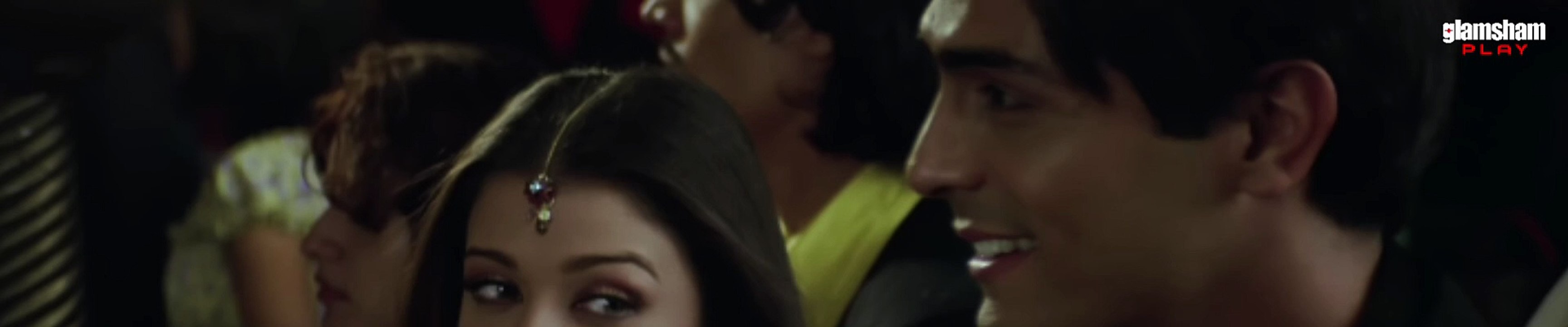 The prettiest eyes of Bollywood ✨  #eyes #aishwaryarai #bollywood #actress #glamsham [Glamsham, eyes, aishwarya rai, movies, songs]