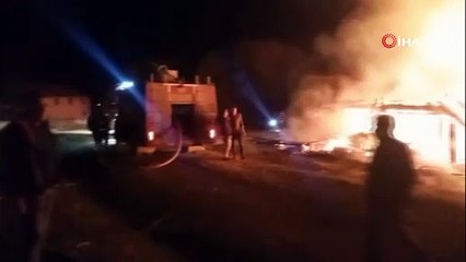 Köyde çıkan yangın büyük korku yaşattı