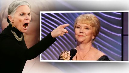 Erika reveals the secret, forcing Jason to attack 3 people in the family _ Gener