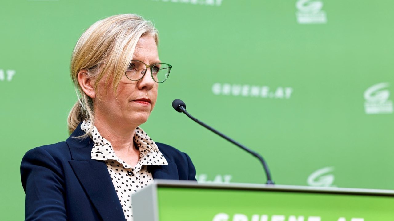 „Grundfalsch“: Gewessler kritisiert Lobautunnel-Bau scharf