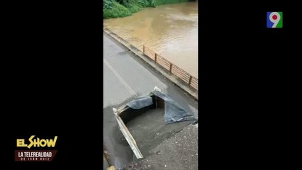¡Alerta! Colapsa puente que comunica Don Juan con Yamasá  | El Show del Mediodía