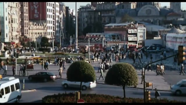 De l'autre côté (2007) - Bande annonce