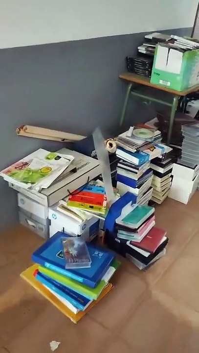 Material fuera de aulas del IES Garoé. / CEDIDO