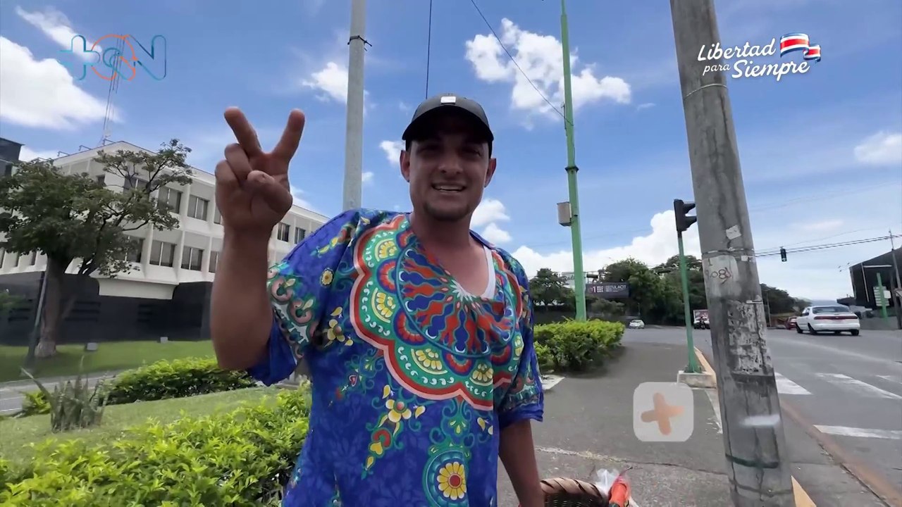 Elías Esteban: La alegría que viaja del Caribe a San José con pan caliente