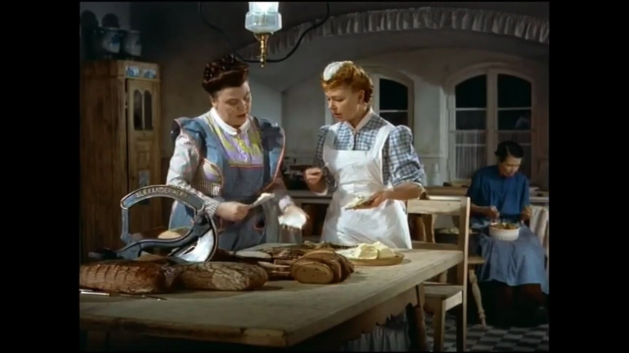 Jeunes filles en uniforme (1958) - Bande annonce